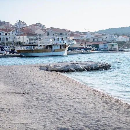 Apartment Maya Trogir